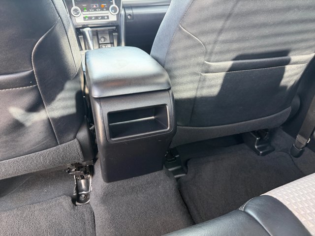 Used 2013 Toyota Camry SE FWD image 17