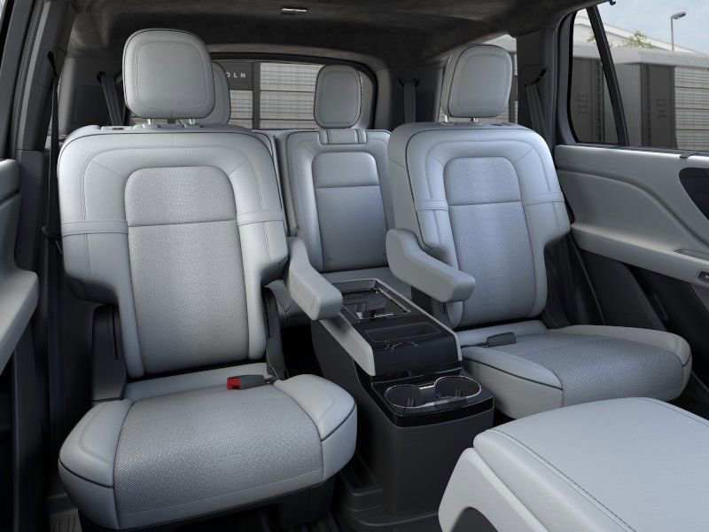 New 2026 Lincoln Aviator Black Label AWD/4WD image 11