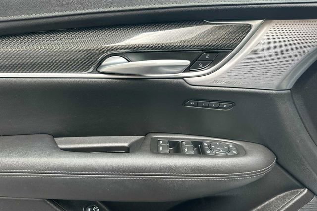 Certified 2023 Cadillac XT5 Sportv w/ Technology Package AWD/4WD image 11