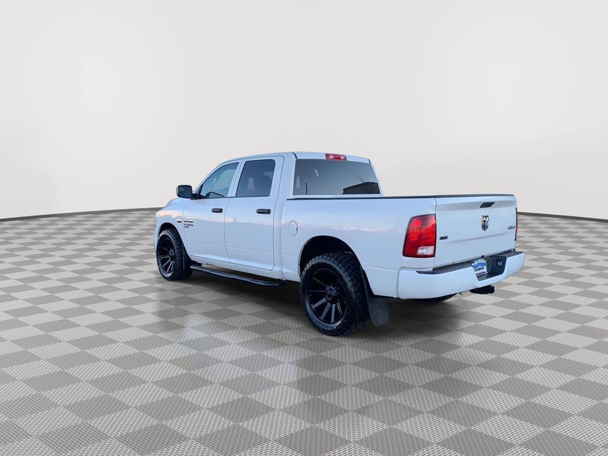 Used 2022 RAM 1500 Classic SLT image 5