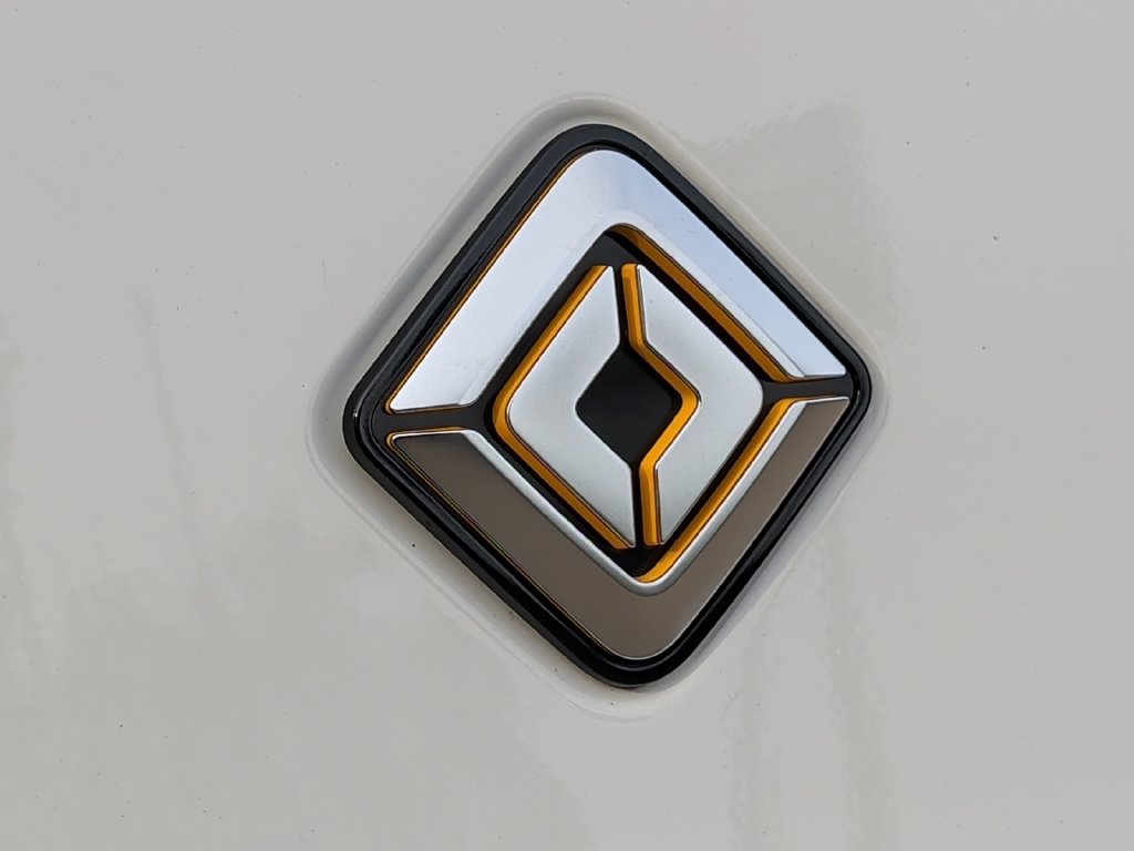 Used 2024 Rivian R1S Adventure Quad AWD/4WD image 43
