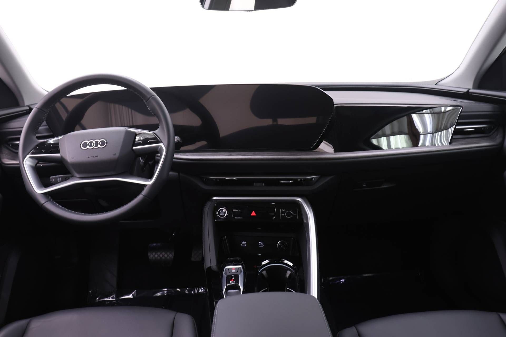 Used 2025 Audi Q5 Premium w/ Convenience Package AWD/4WD image 8