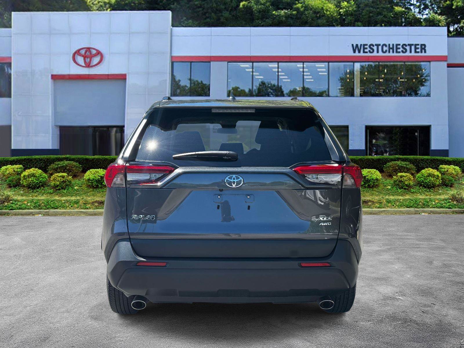 Used 2025 Toyota RAV4 XLE AWD/4WD image 6