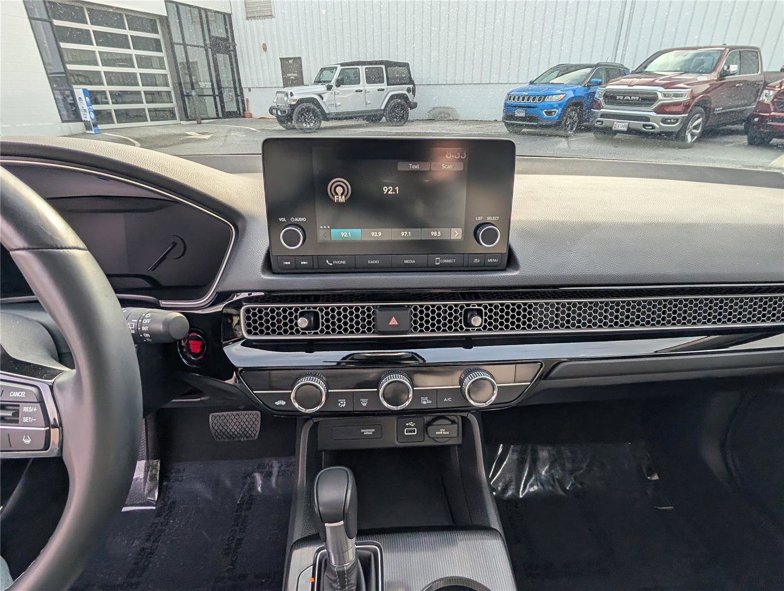 Used 2023 Honda Civic EX-L image 16