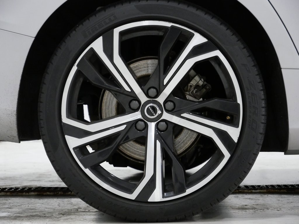 Used 2024 Volvo S60 B5 Plus image 5