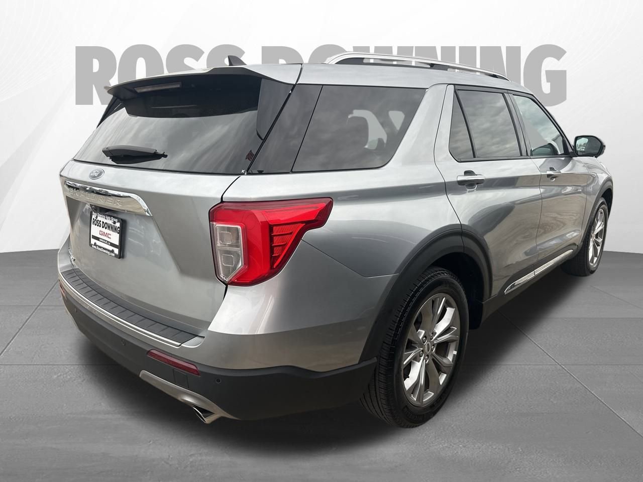 Used 2024 Ford Explorer Limited image 4