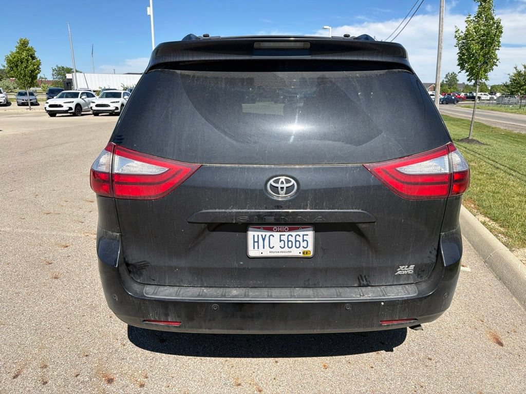 Used 2016 Toyota Sienna XLE Premium AWD/4WD image 5