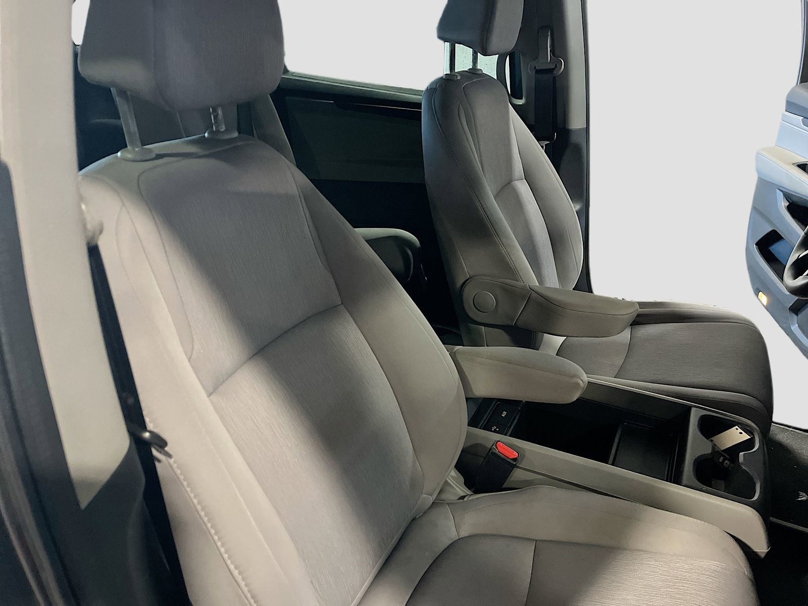 Used 2020 Honda Odyssey LX image 27