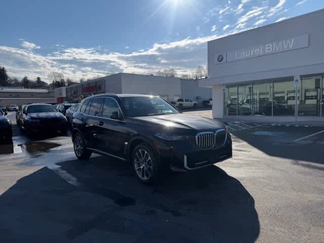 New 2026 BMW X5 xDrive50e w/ Premium Package