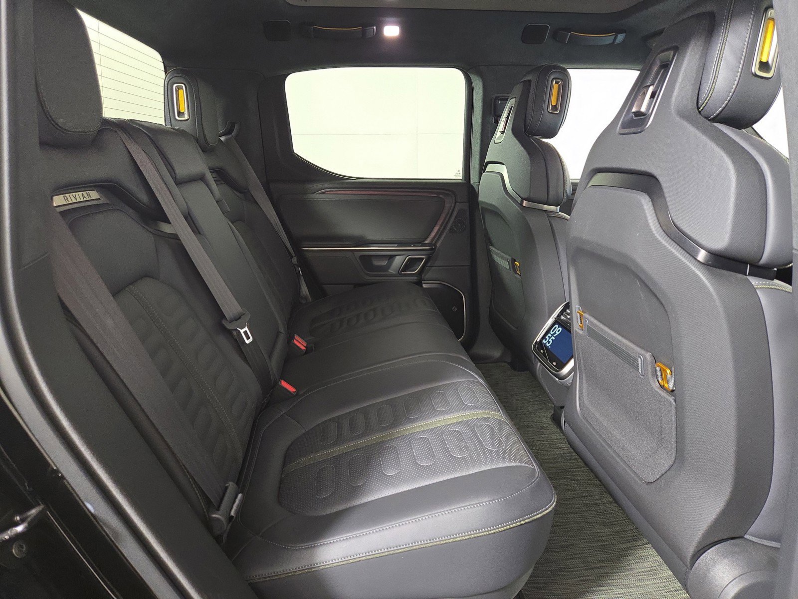 Used 2024 Rivian R1T Adventure AWD/4WD image 22