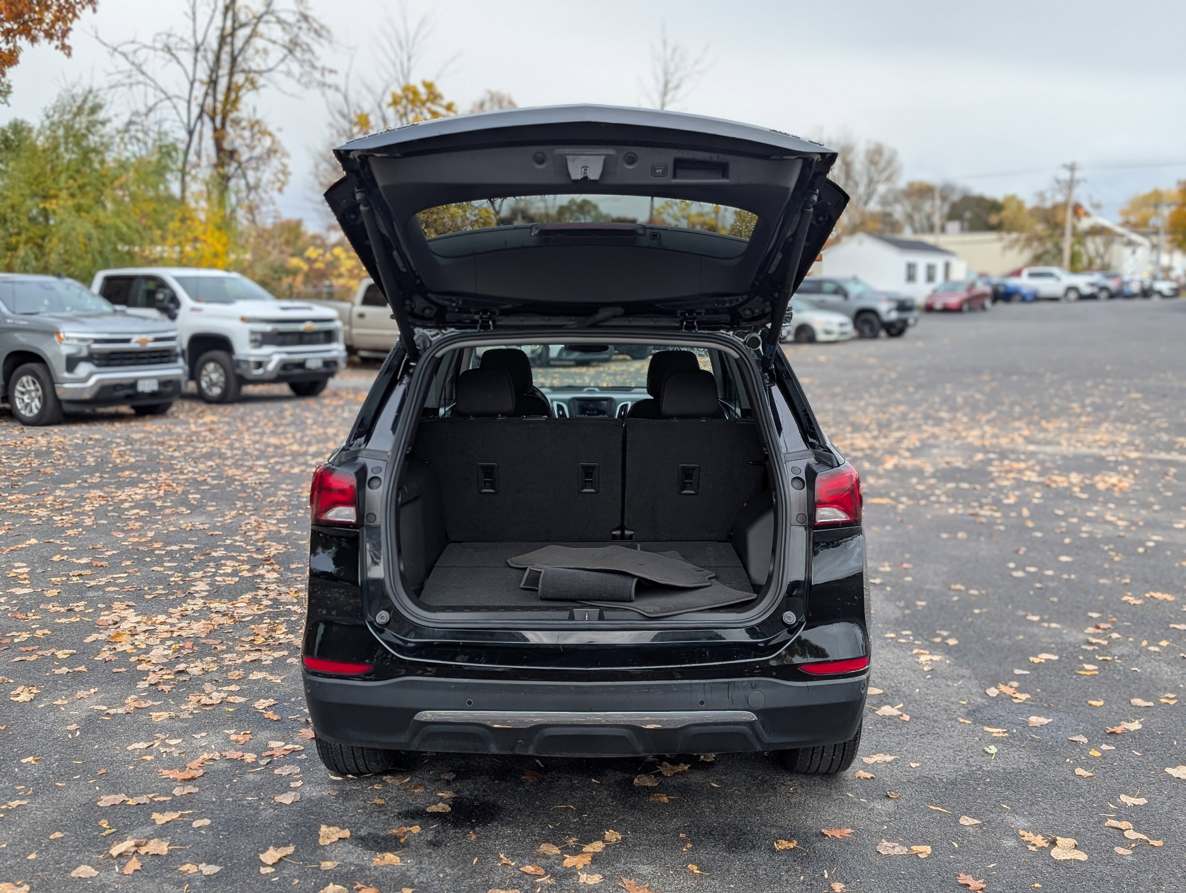 Used 2022 Chevrolet Equinox LT w/ Driver Convenience Package image 34