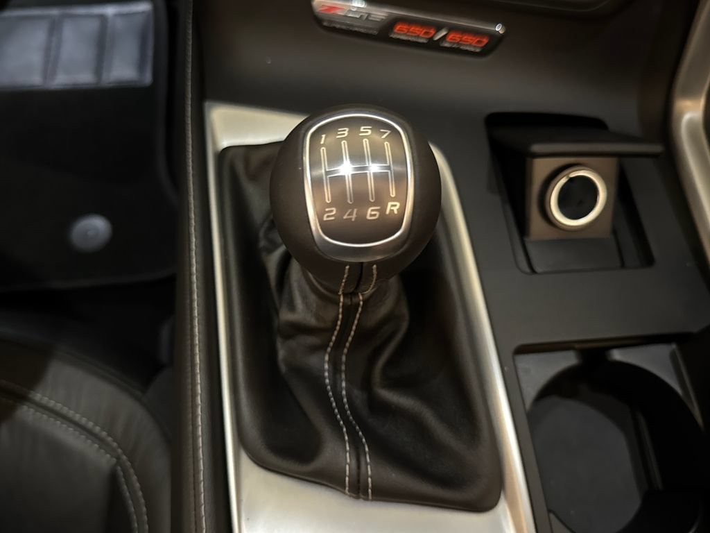 Used 2019 Chevrolet Corvette Z06 RWD image 36