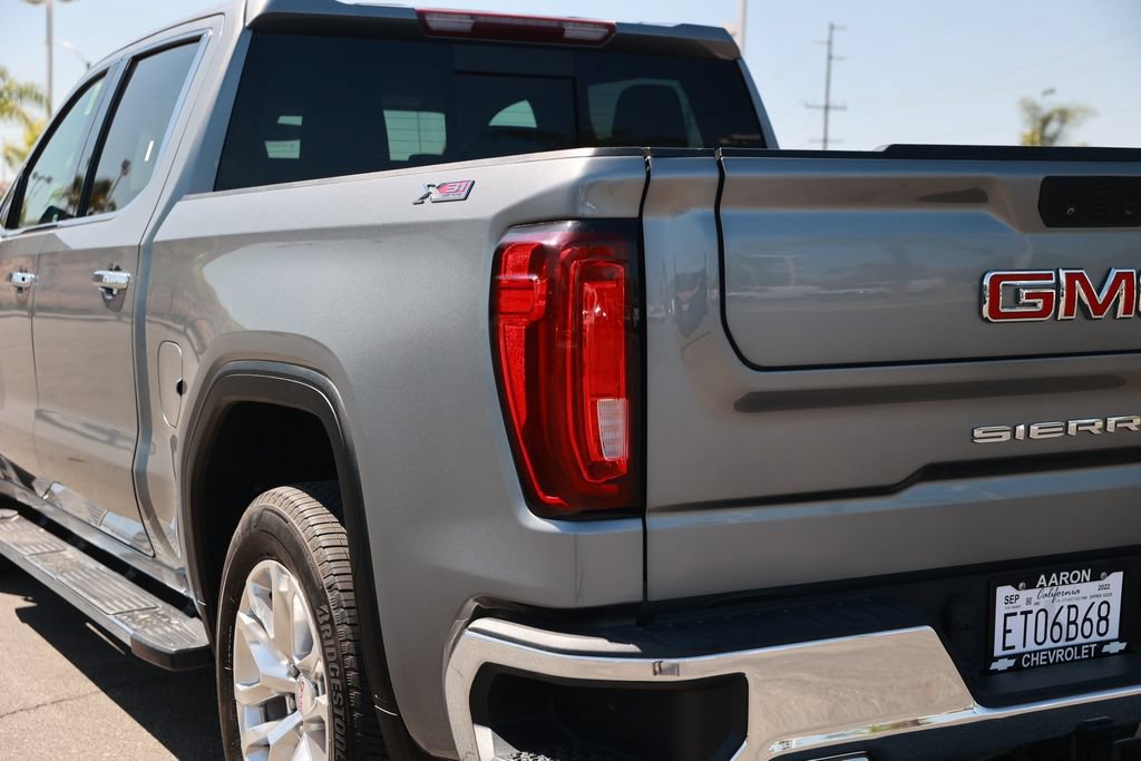 Used 2022 GMC Sierra 1500 SLT w/ SLT Premium Package AWD/4WD image 16