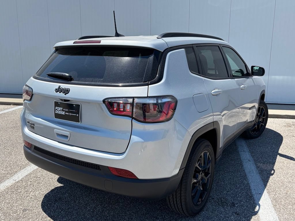 New 2026 Jeep Compass Latitude AWD/4WD image 7