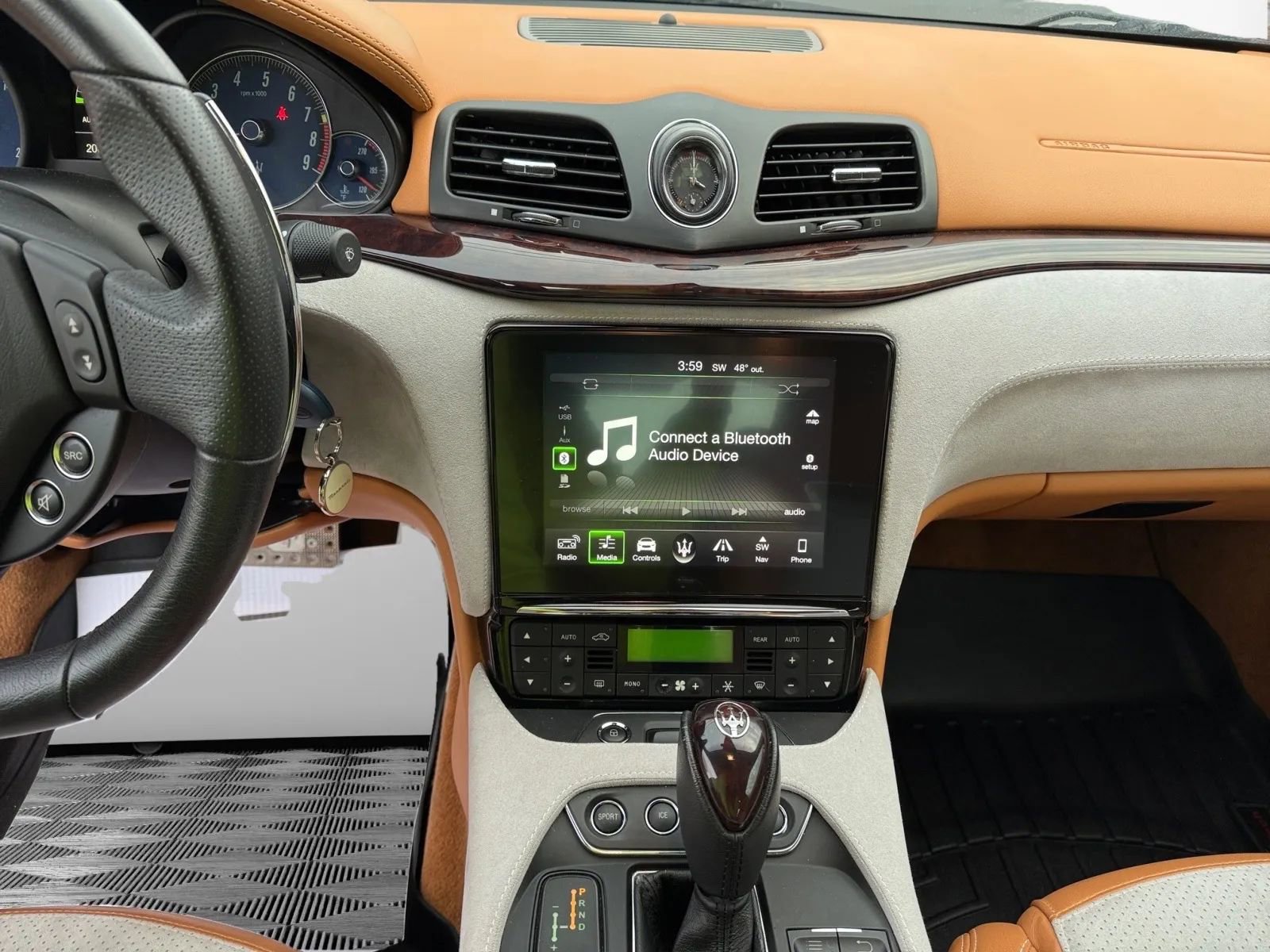 Used 2018 Maserati GranTurismo Sport image 15