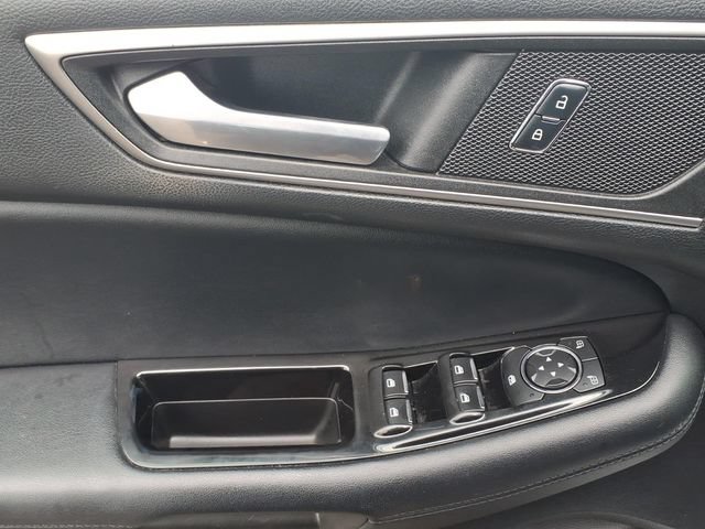 Used 2016 Ford Edge SEL w/ Equipment Group 201A AWD/4WD image 25