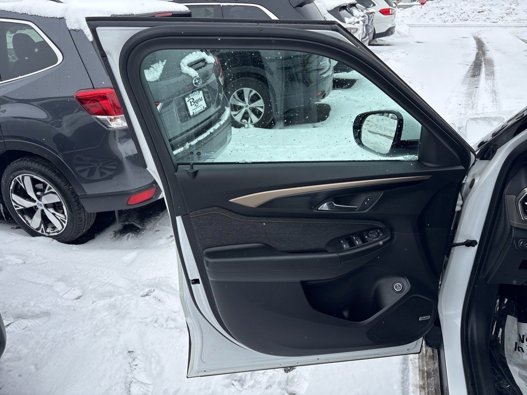 Used 2024 Chevrolet TrailBlazer ACTIV w/ Convenience Package image 20