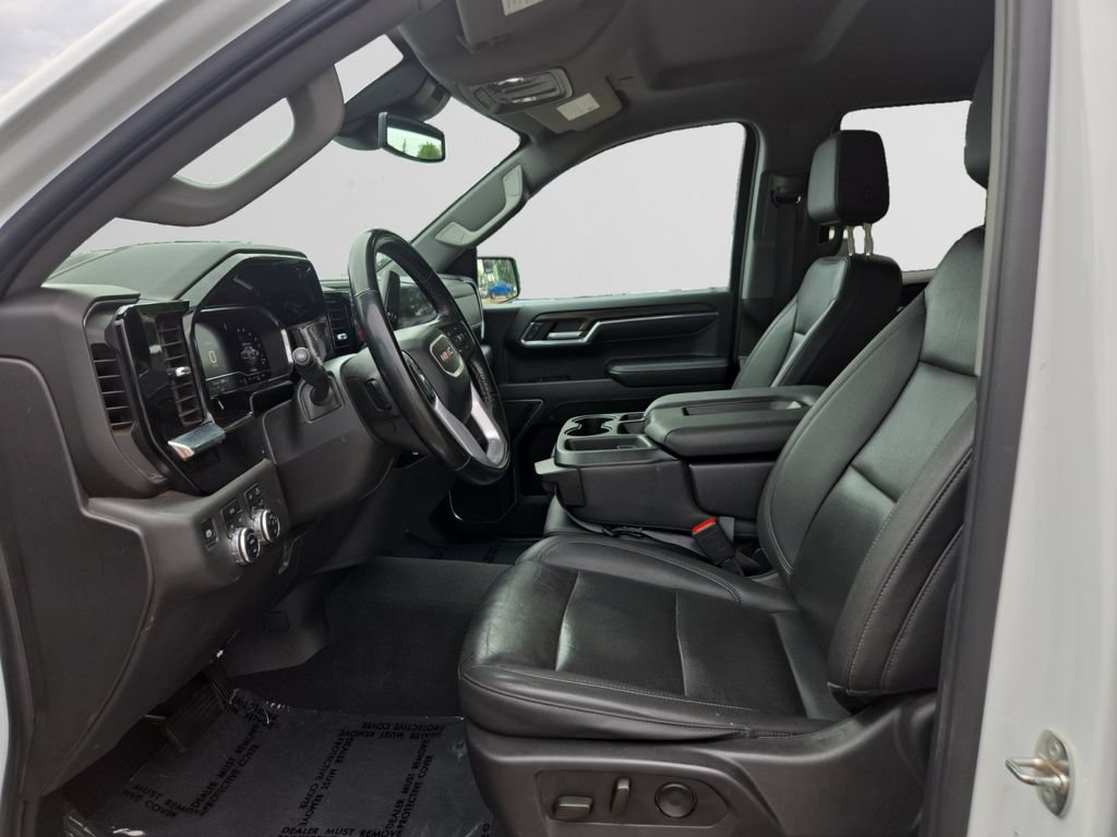 Used 2024 GMC Sierra 1500 SLT AWD/4WD image 10