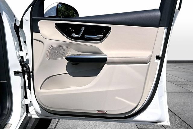 Certified 2026 Mercedes-Benz GLC 300 4MATIC image 31