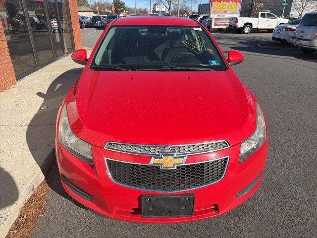Used 2014 Chevrolet Cruze LT image 2