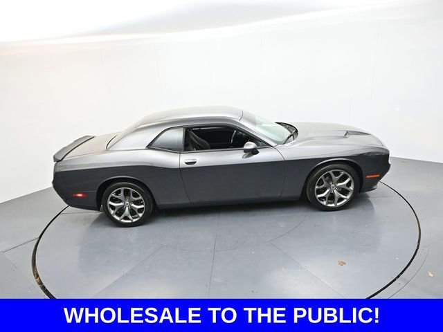 Used 2017 Dodge Challenger SXT RWD image 25