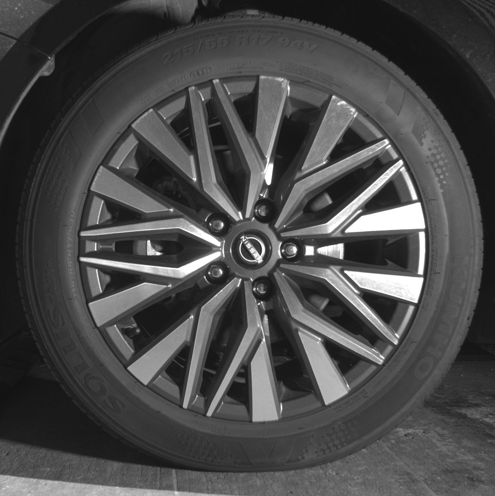 Used 2025 Nissan Altima 2.5 SV FWD image 12