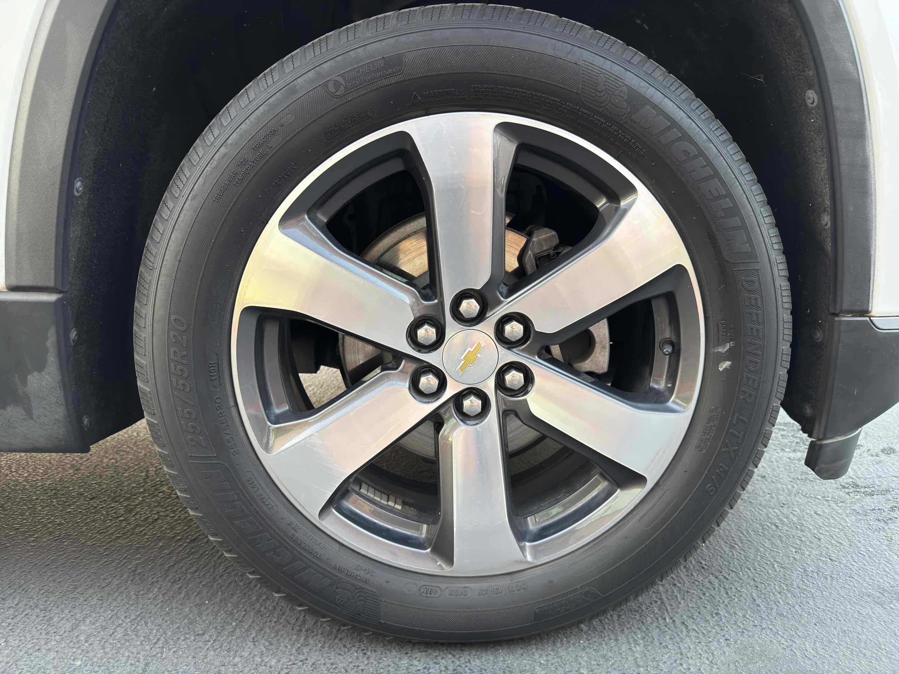 Used 2019 Chevrolet Traverse LT w/ LT Premium Package image 17