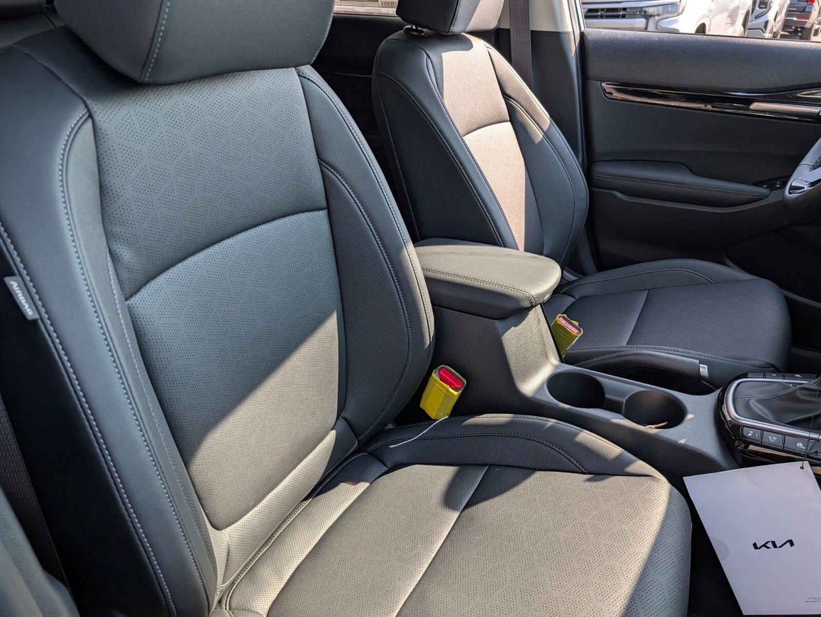 New 2026 Kia Seltos EX image 28