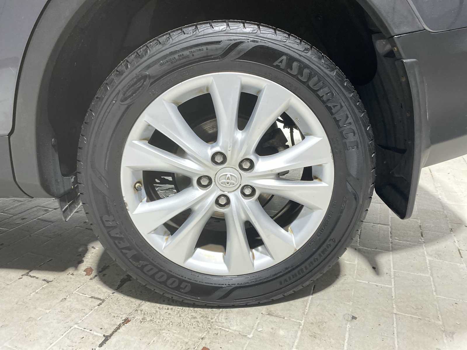 Used 2013 Toyota RAV4 Limited AWD/4WD image 8