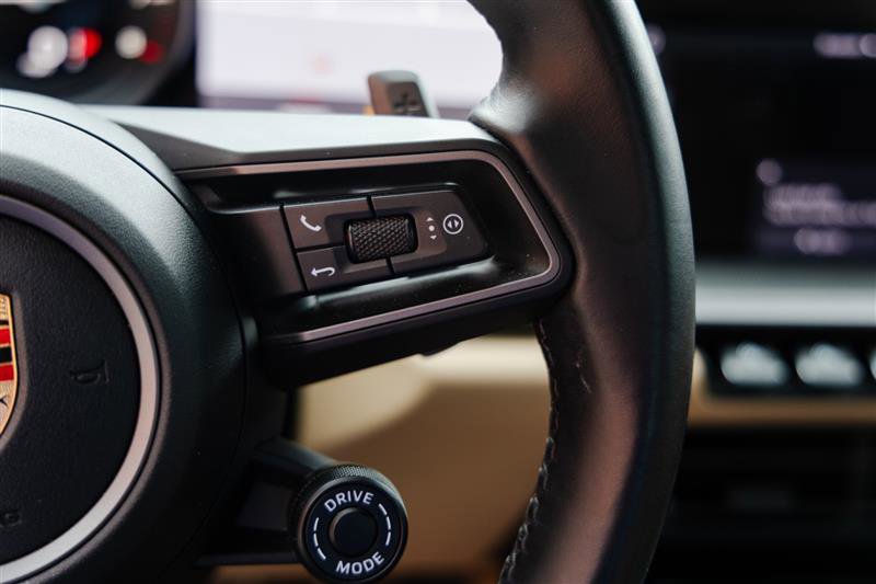 Used 2020 Porsche 911 Carrera RWD image 17