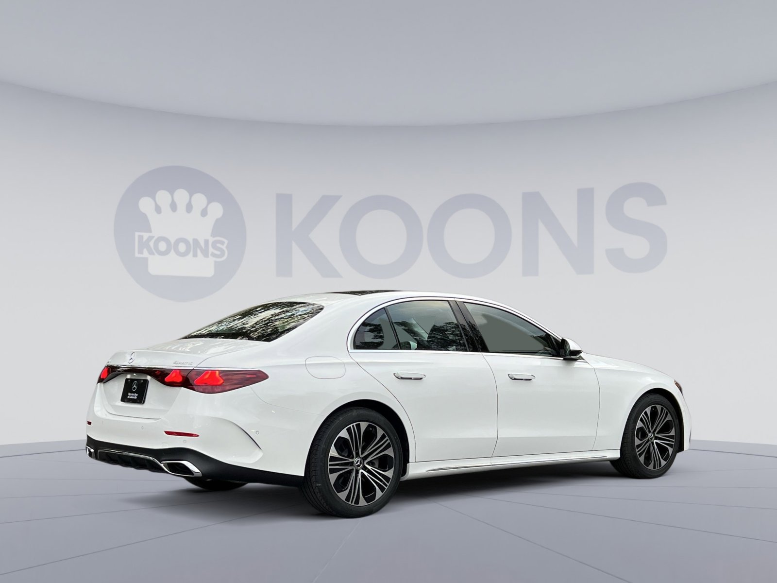 New 2026 Mercedes-Benz E 350 4MATIC Sedan image 5