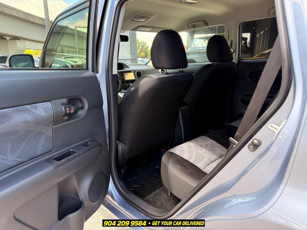 Used 2012 Scion xB FWD image 24