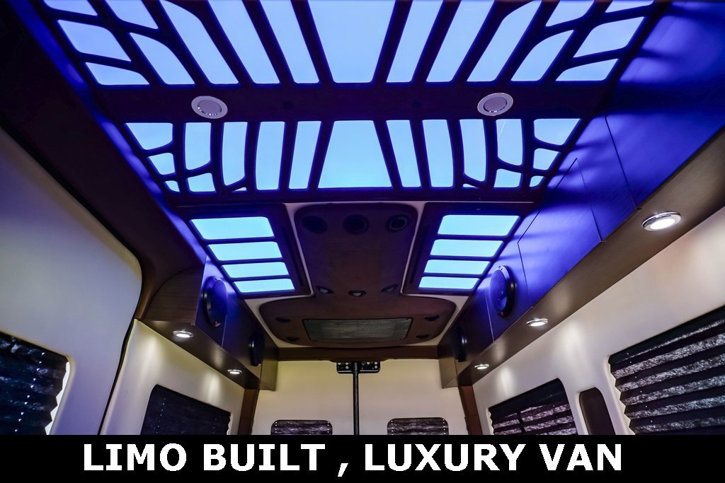 Used 2023 Mercedes-Benz Sprinter 2500 image 22