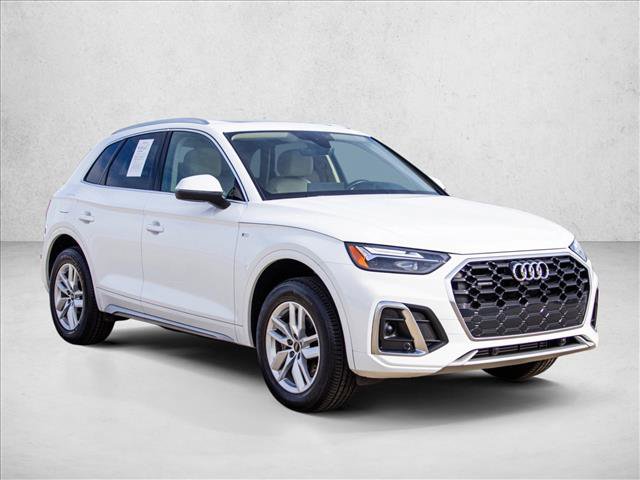 Used 2023 Audi Q5 2.0T Premium w/ Convenience Package AWD/4WD video 3