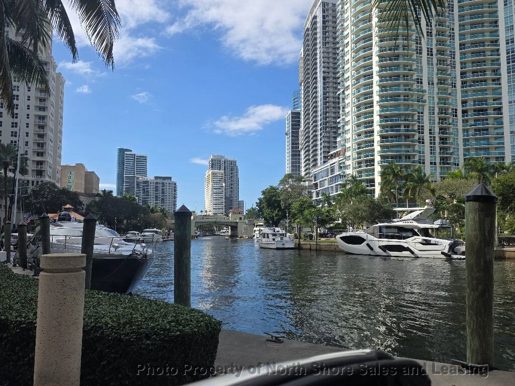 Used 2005 Mercedes-Benz SLK 350 Movie Star image 60