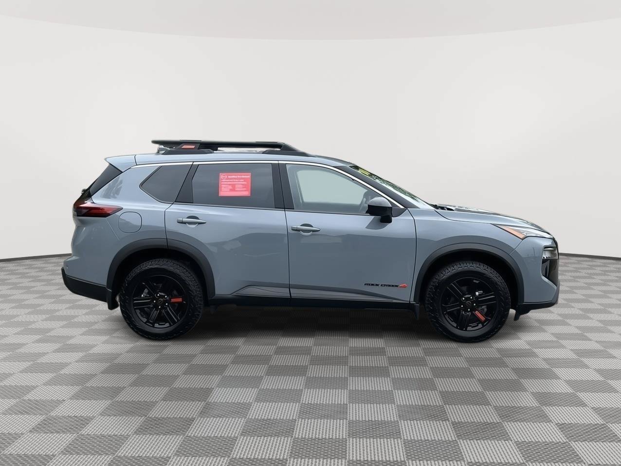 Certified 2025 Nissan Rogue SV AWD/4WD image 4