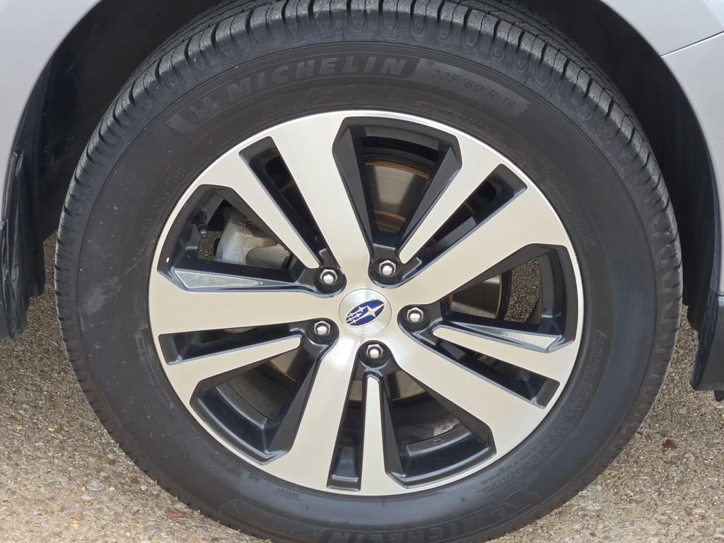 Used 2019 Subaru Outback 2.5i Limited image 11
