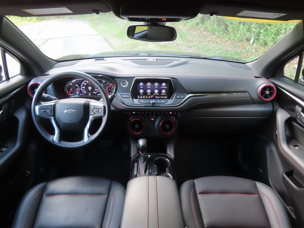 Certified 2022 Chevrolet Blazer RS w/ Enhanced Convenience Package image 4
