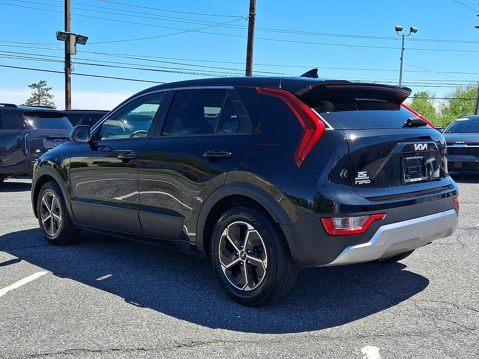 Used 2023 Kia Niro LX FWD image 4
