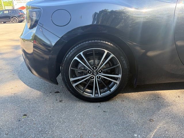 Used 2015 Scion FR-S RWD image 34