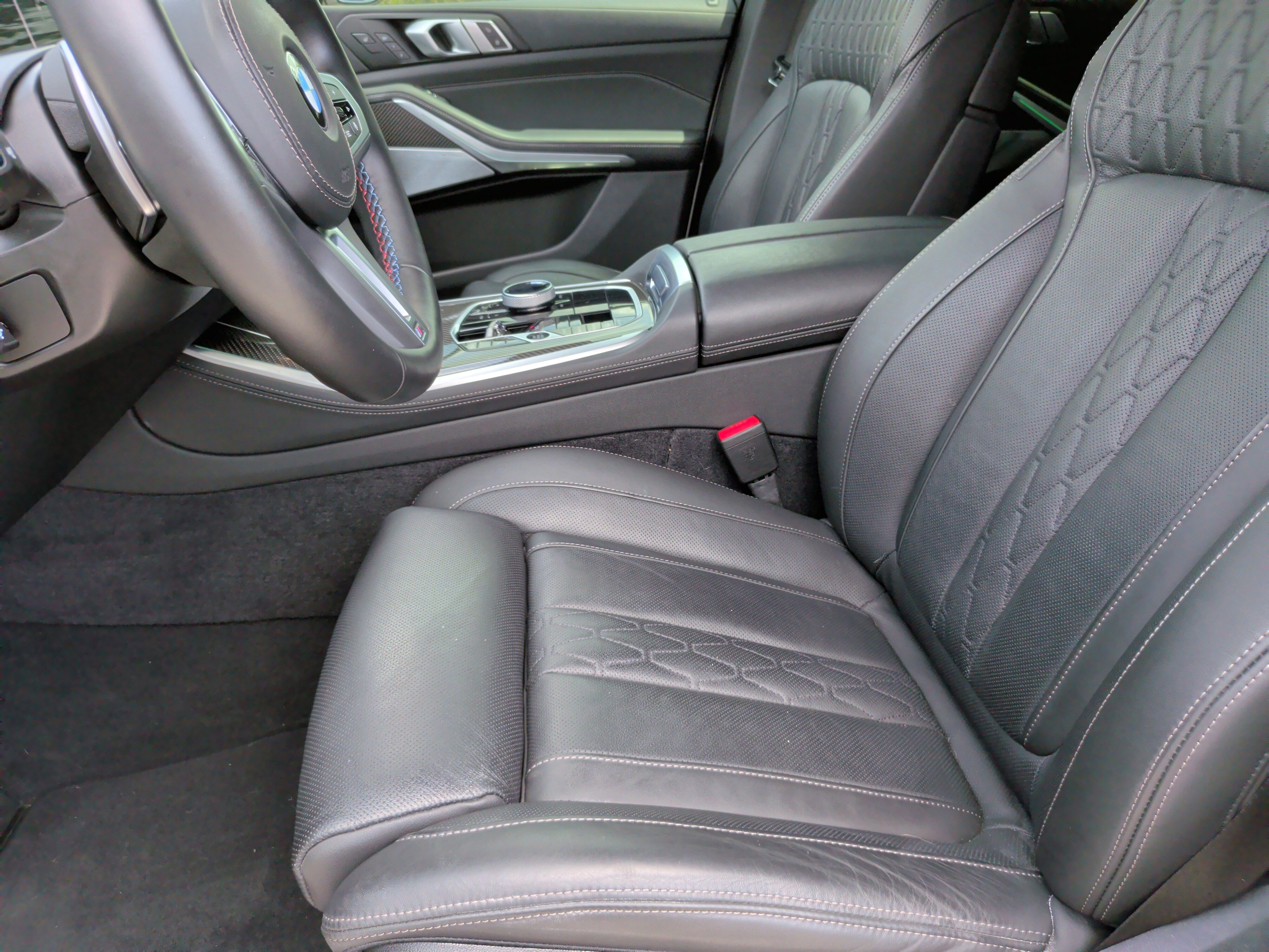 Certified 2024 BMW X5 M60i w/ Executive Package AWD/4WD image 28
