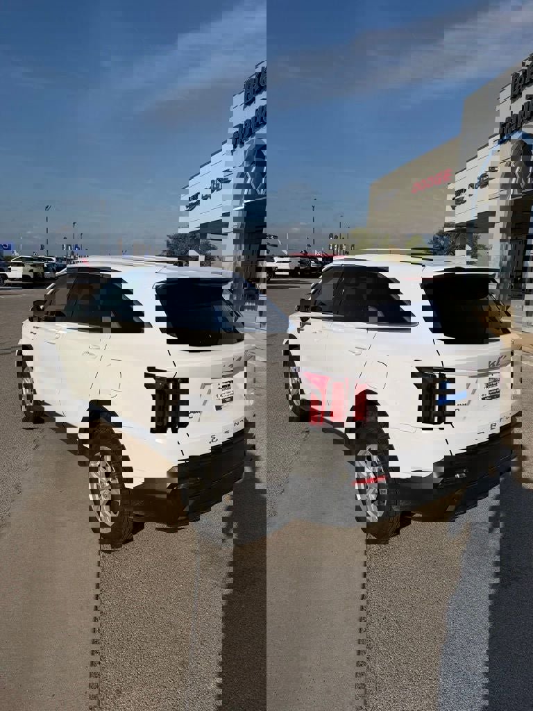 Used 2022 Kia Sorento LX AWD/4WD image 2