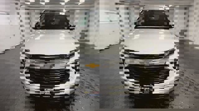 Certified 2025 Chevrolet TrailBlazer LT image 3