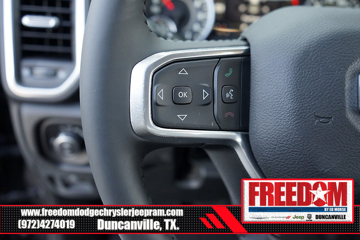 New 2023 RAM 1500 Laramie image 26