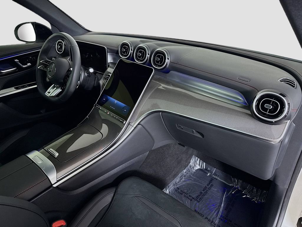 Used 2025 Mercedes-Benz GLC 43 AMG 4MATIC image 29