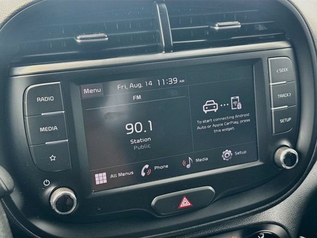 Used 2023 Kia Soul LX w/ LX Technology Package FWD image 18
