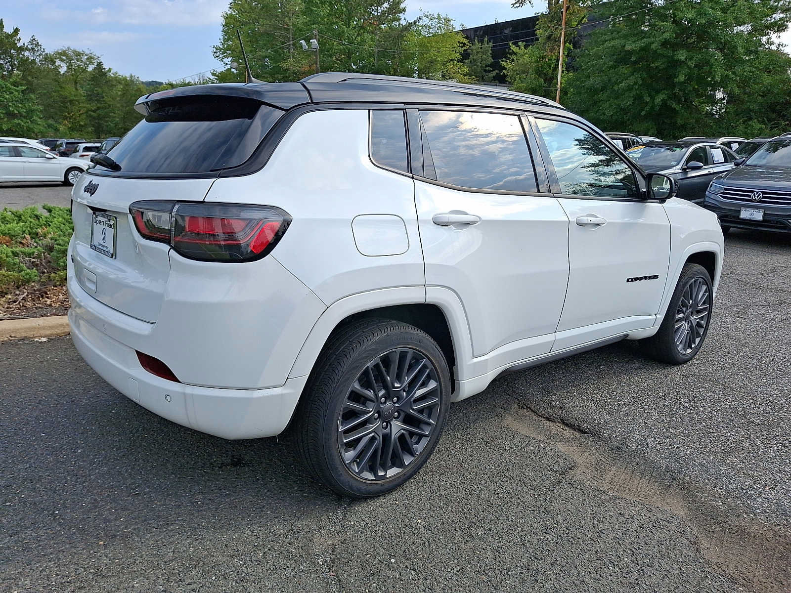 Used 2023 Jeep Compass High Altitude AWD/4WD image 6