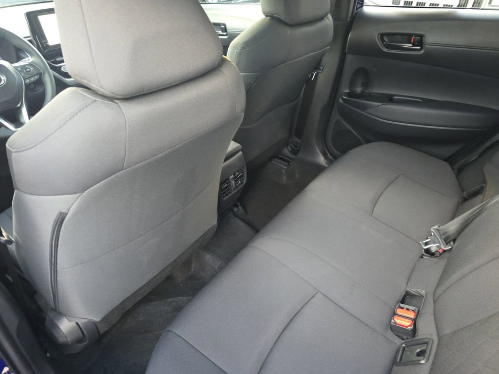 Used 2025 Toyota Corolla Cross LE image 14