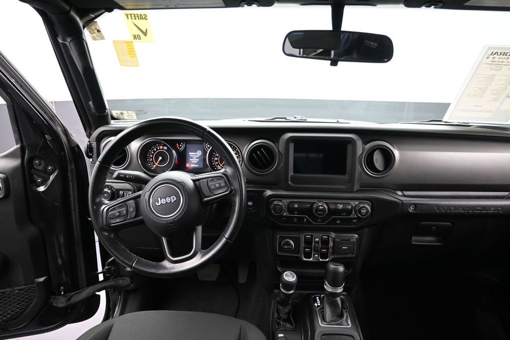 Used 2022 Jeep Wrangler Unlimited Sport AWD/4WD image 17