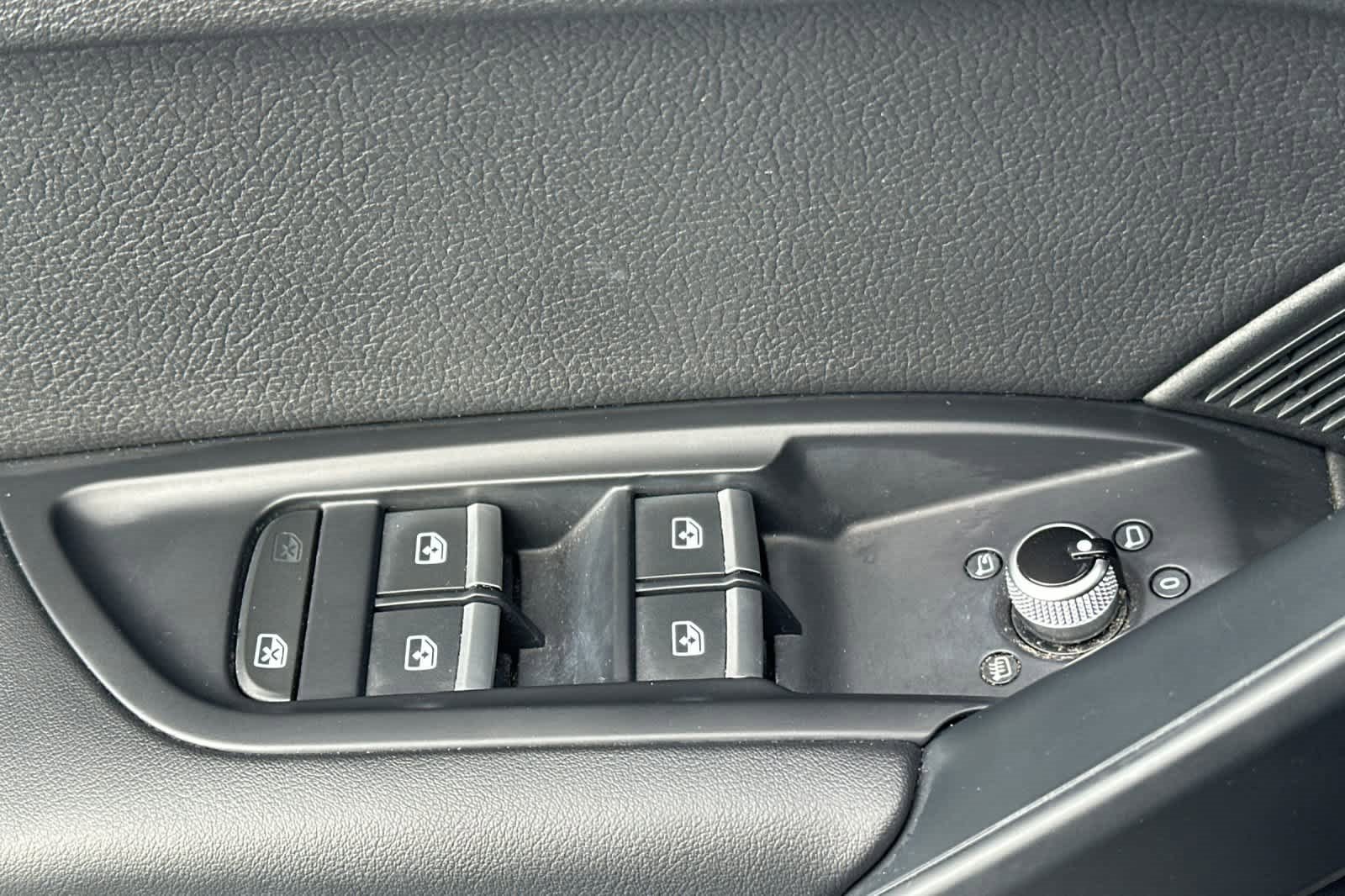 Used 2018 Audi Q5 Prestige image 13